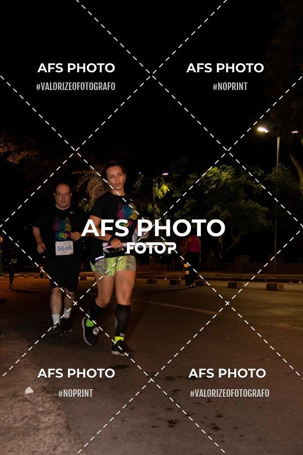 Compra tus fotos del eventoNeon Night Run 2019 - Belo Horizonte En Fotop