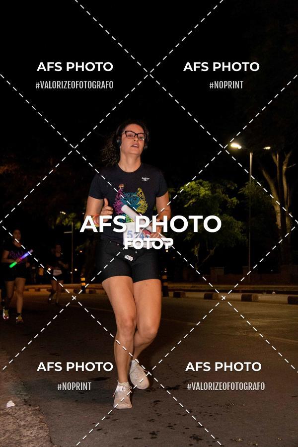 Compra tus fotos del eventoNeon Night Run 2019 - Belo Horizonte En Fotop