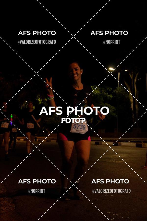 Compra tus fotos del eventoNeon Night Run 2019 - Belo Horizonte En Fotop