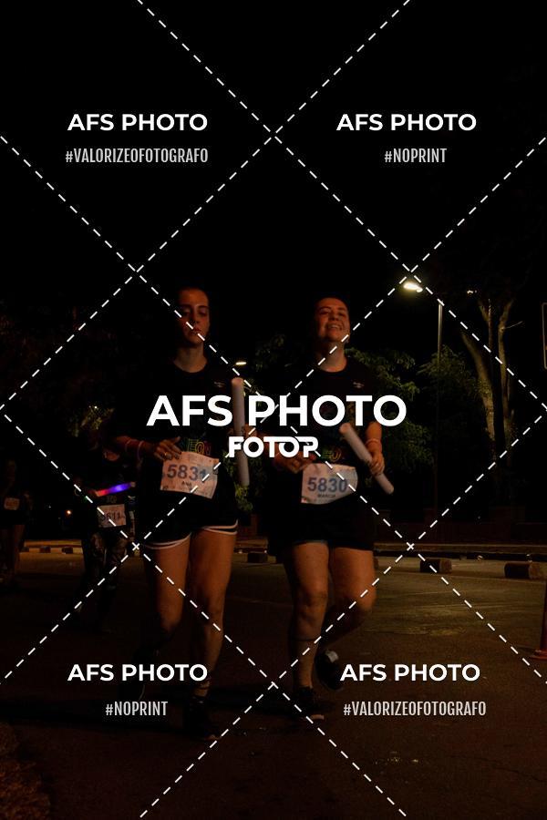 Compra tus fotos del eventoNeon Night Run 2019 - Belo Horizonte En Fotop