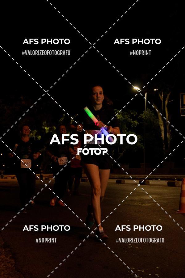 Compra tus fotos del eventoNeon Night Run 2019 - Belo Horizonte En Fotop