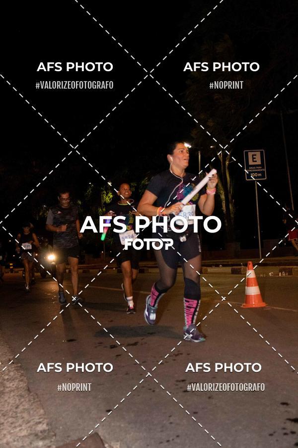 Buy your photos of the eventNeon Night Run 2019 - Belo Horizonte on Fotop