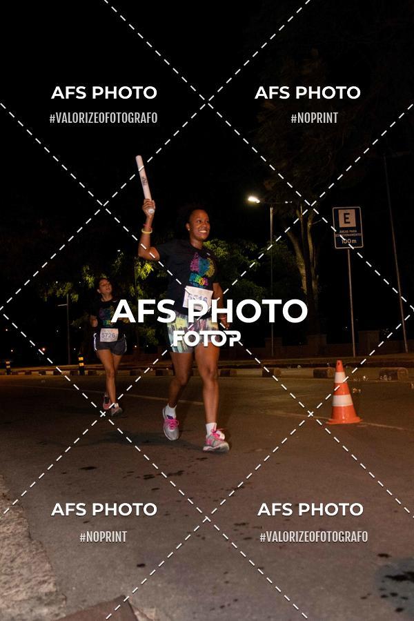 Buy your photos of the eventNeon Night Run 2019 - Belo Horizonte on Fotop