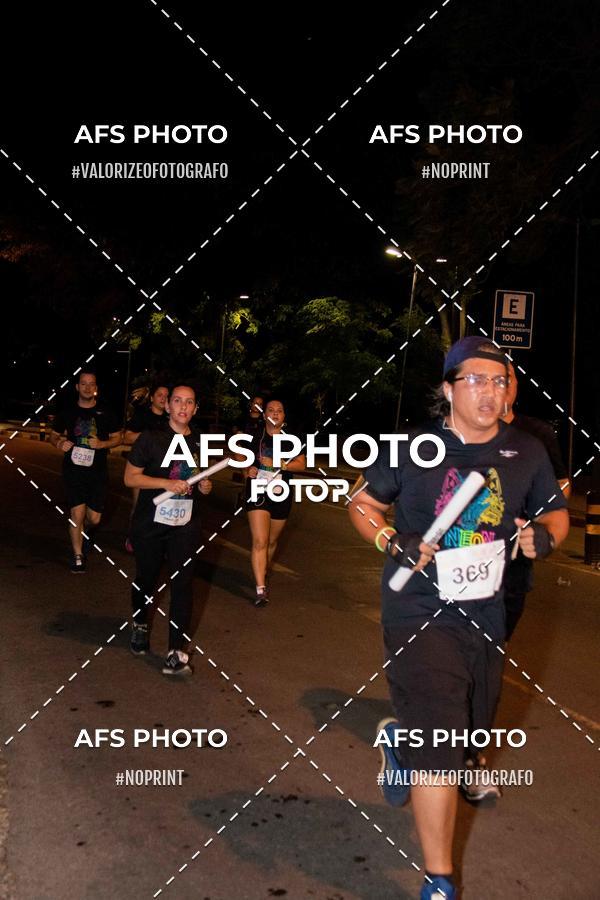 Acquista le foto dell'eventoNeon Night Run 2019 - Belo Horizonte in Fotop