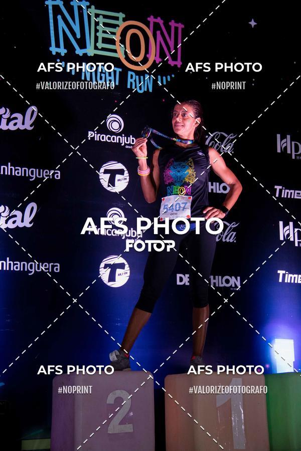 Acquista le foto dell'eventoNeon Night Run 2019 - Belo Horizonte in Fotop