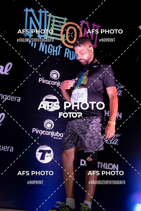 Compra tus fotos del eventoNeon Night Run 2019 - Belo Horizonte En Fotop