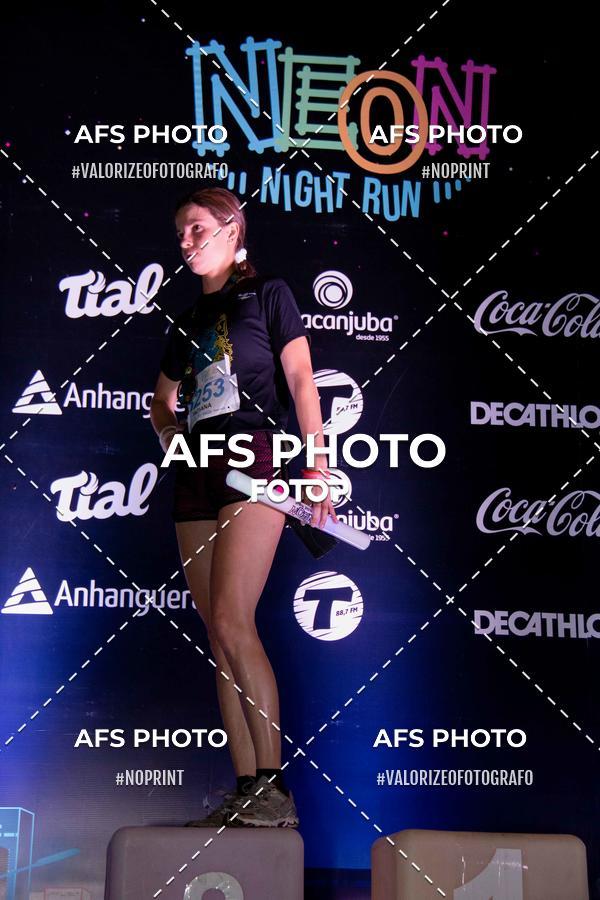 Compra tus fotos del eventoNeon Night Run 2019 - Belo Horizonte En Fotop