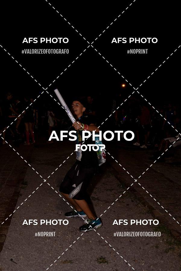 Compra tus fotos del eventoNeon Night Run 2019 - Belo Horizonte En Fotop