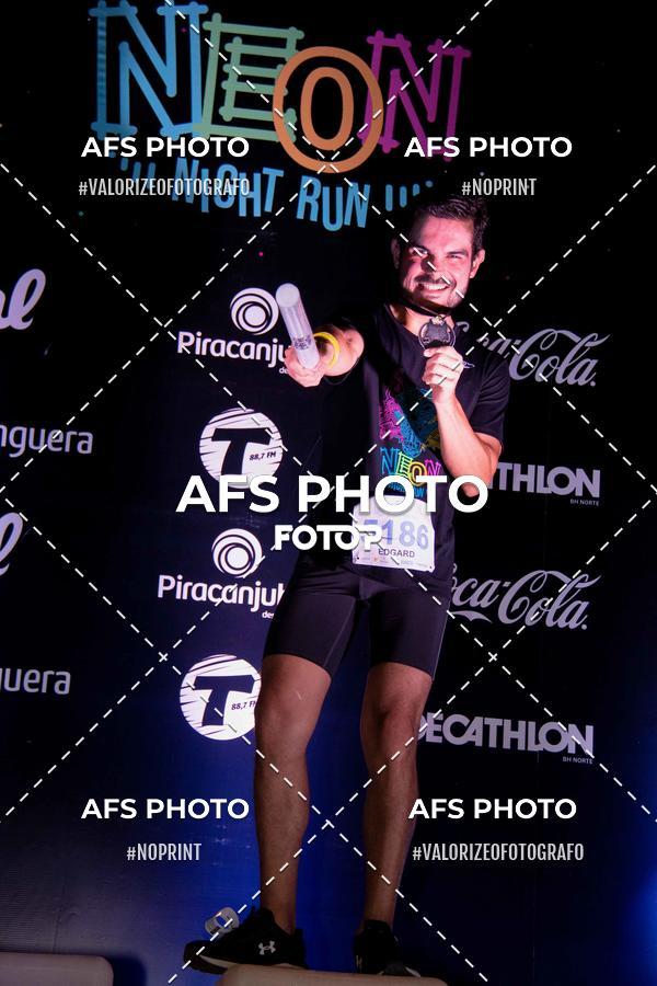 Compra tus fotos del eventoNeon Night Run 2019 - Belo Horizonte En Fotop