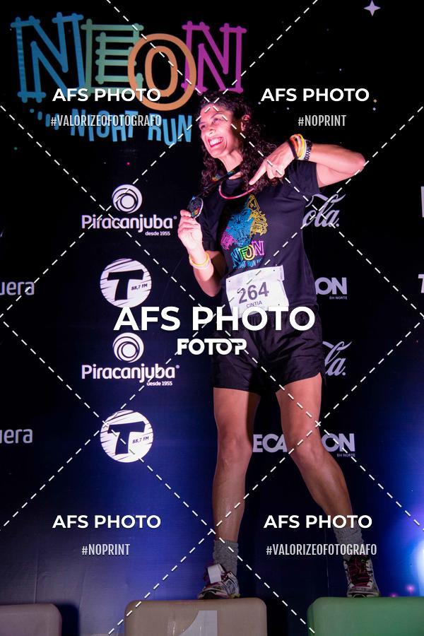 Compre suas fotos do eventoNeon Night Run 2019 - Belo Horizonte no Fotop