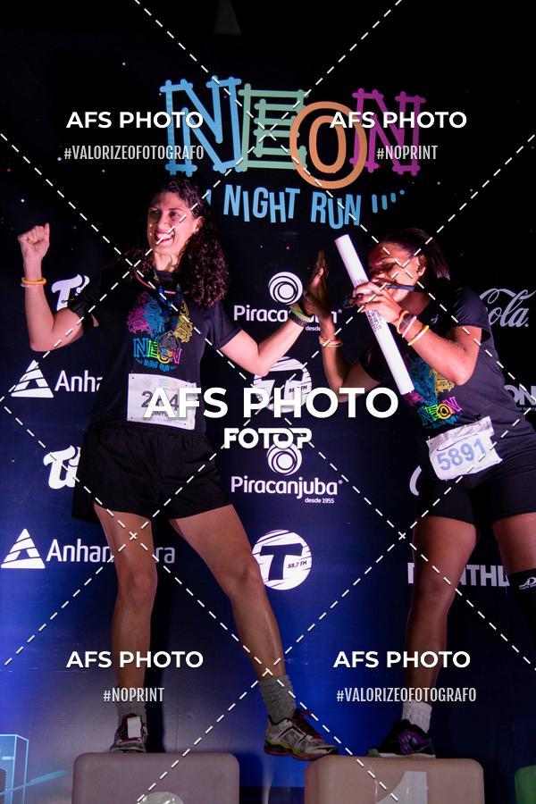 Compra tus fotos del eventoNeon Night Run 2019 - Belo Horizonte En Fotop