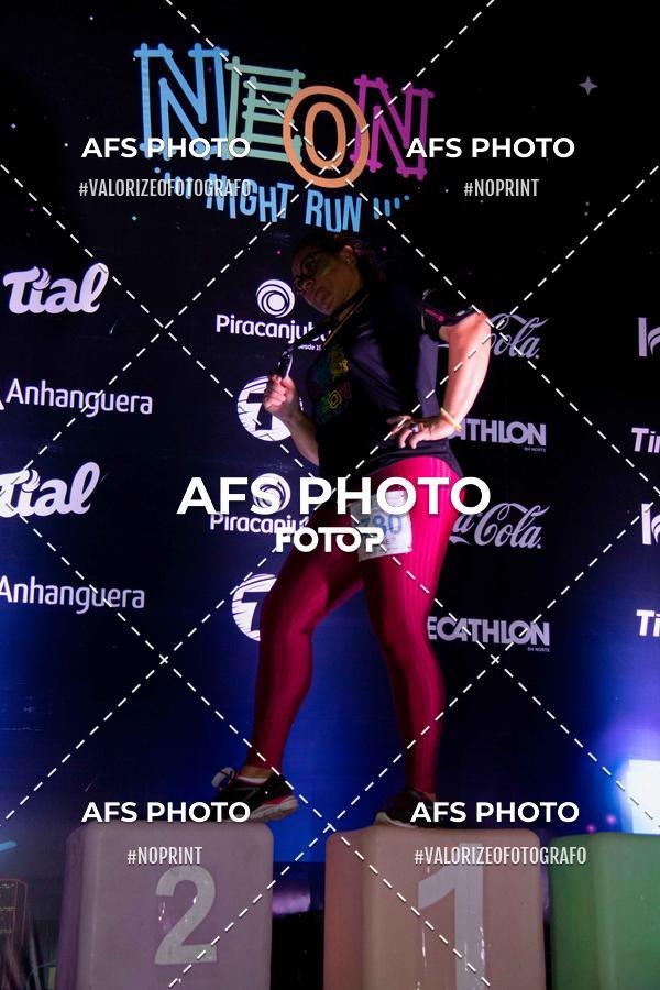Compra tus fotos del eventoNeon Night Run 2019 - Belo Horizonte En Fotop