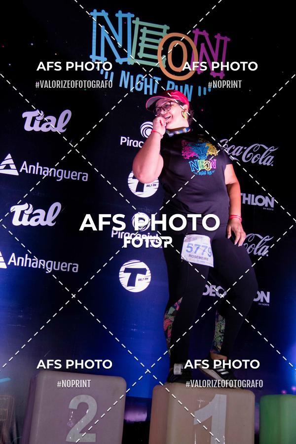 Compre suas fotos do eventoNeon Night Run 2019 - Belo Horizonte no Fotop