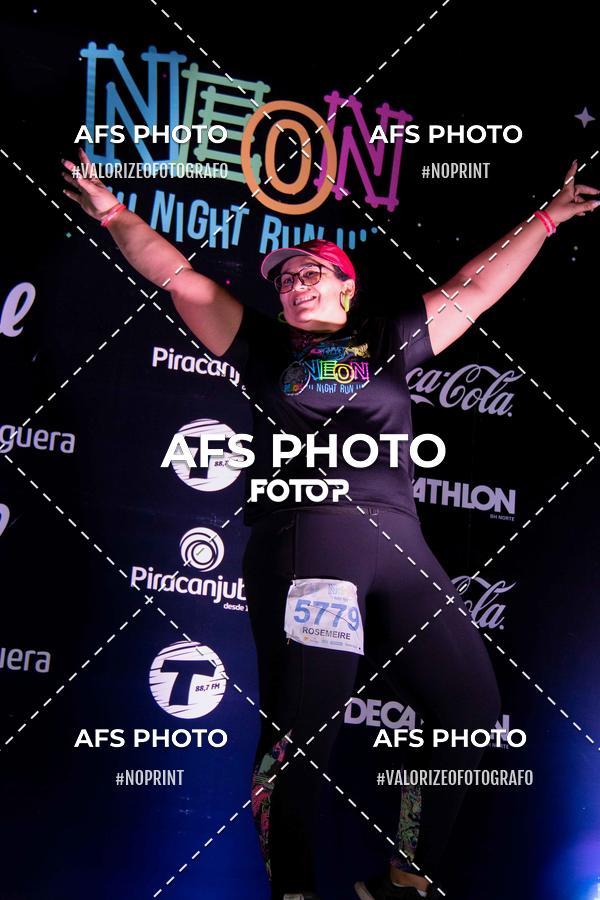 Compre suas fotos do eventoNeon Night Run 2019 - Belo Horizonte no Fotop
