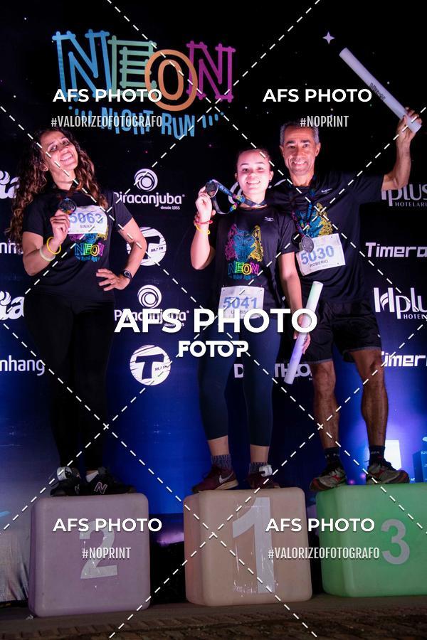 Compre suas fotos do eventoNeon Night Run 2019 - Belo Horizonte no Fotop