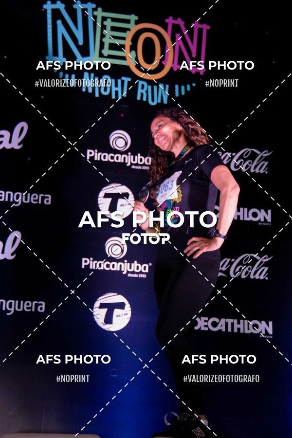 Compre suas fotos do eventoNeon Night Run 2019 - Belo Horizonte no Fotop