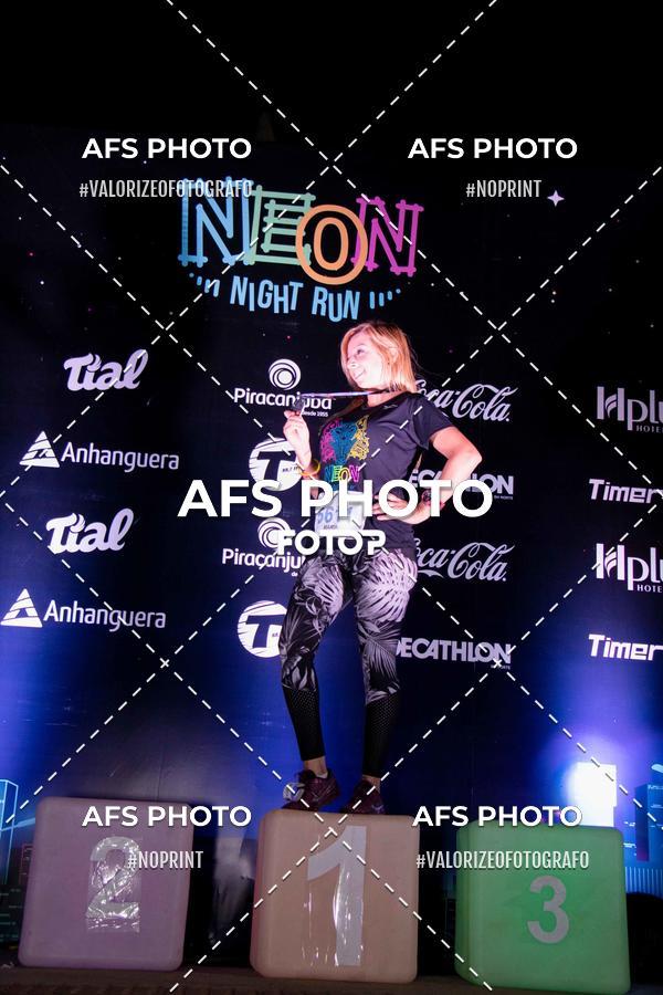 Compre suas fotos do eventoNeon Night Run 2019 - Belo Horizonte no Fotop