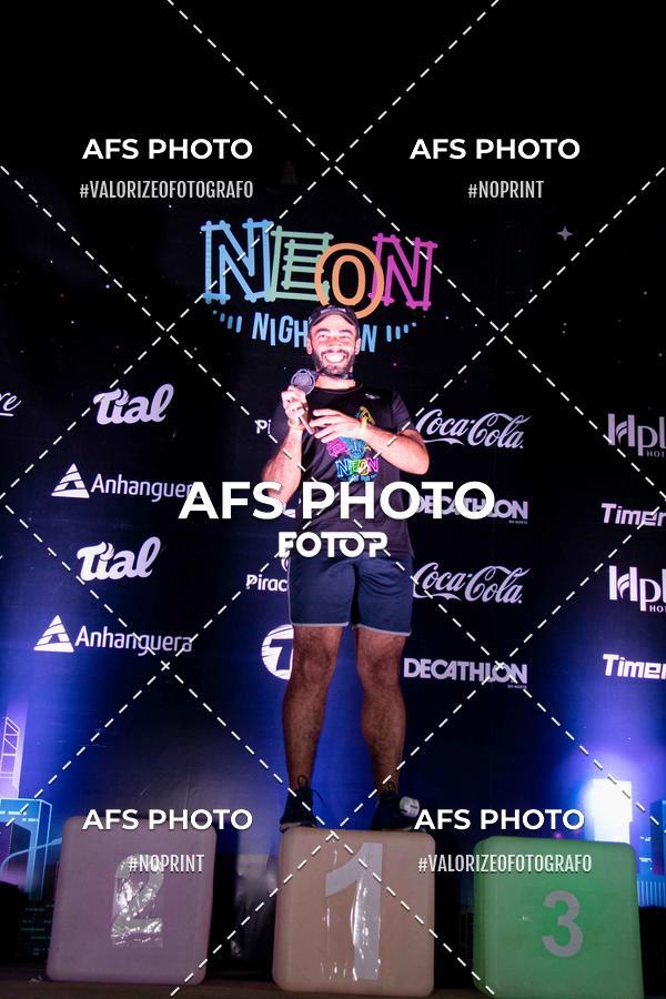 Compra tus fotos del eventoNeon Night Run 2019 - Belo Horizonte En Fotop