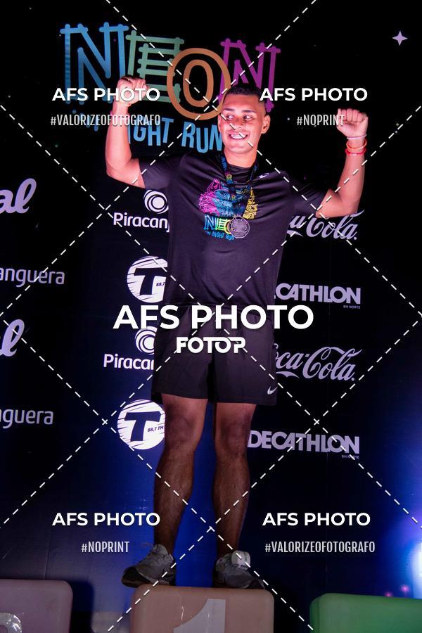 Compra tus fotos del eventoNeon Night Run 2019 - Belo Horizonte En Fotop