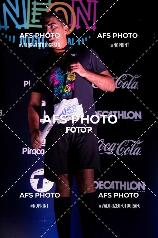 Compra tus fotos del eventoNeon Night Run 2019 - Belo Horizonte En Fotop