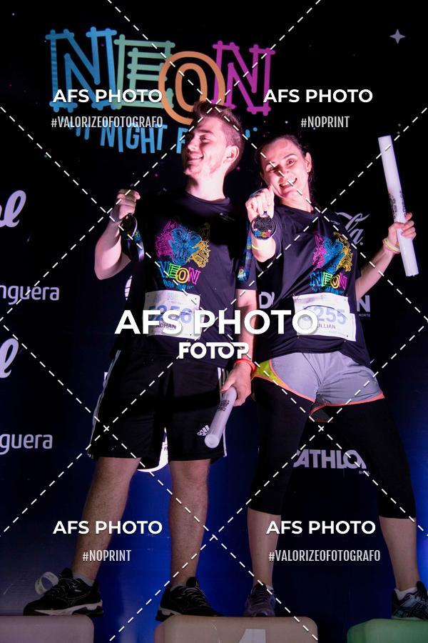 Compra tus fotos del eventoNeon Night Run 2019 - Belo Horizonte En Fotop