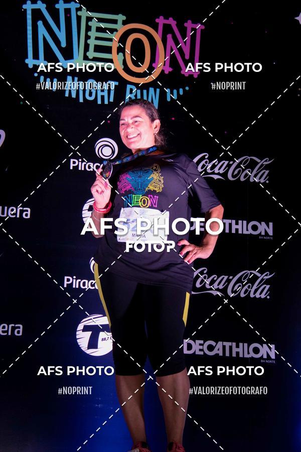 Compra tus fotos del eventoNeon Night Run 2019 - Belo Horizonte En Fotop