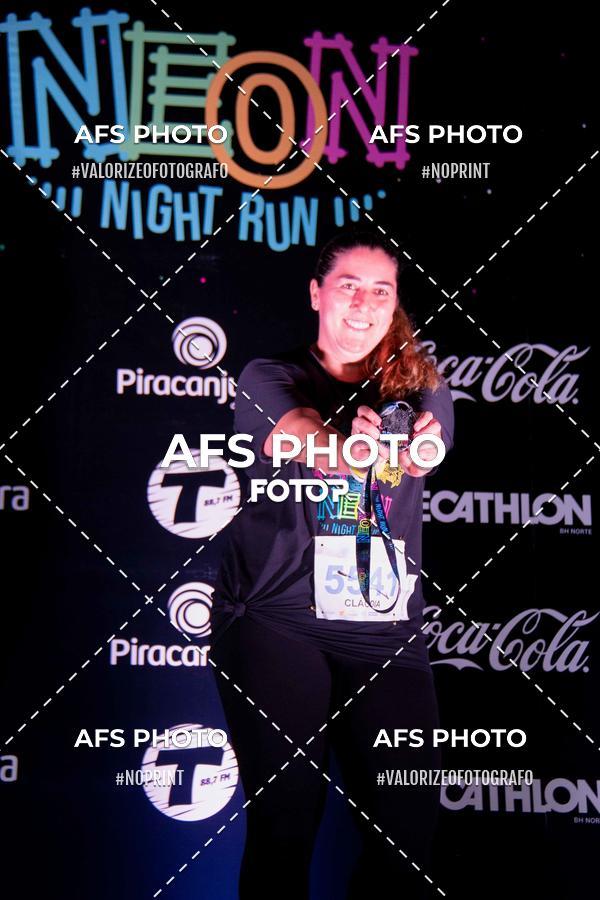 Compra tus fotos del eventoNeon Night Run 2019 - Belo Horizonte En Fotop