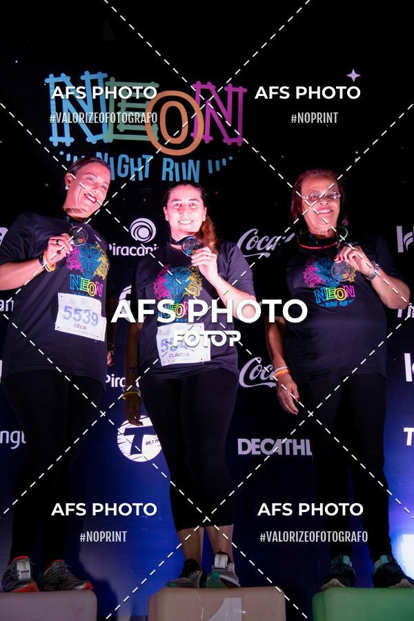Compra tus fotos del eventoNeon Night Run 2019 - Belo Horizonte En Fotop