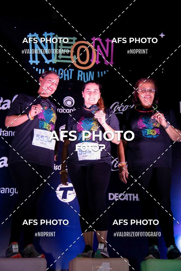 Compra tus fotos del eventoNeon Night Run 2019 - Belo Horizonte En Fotop