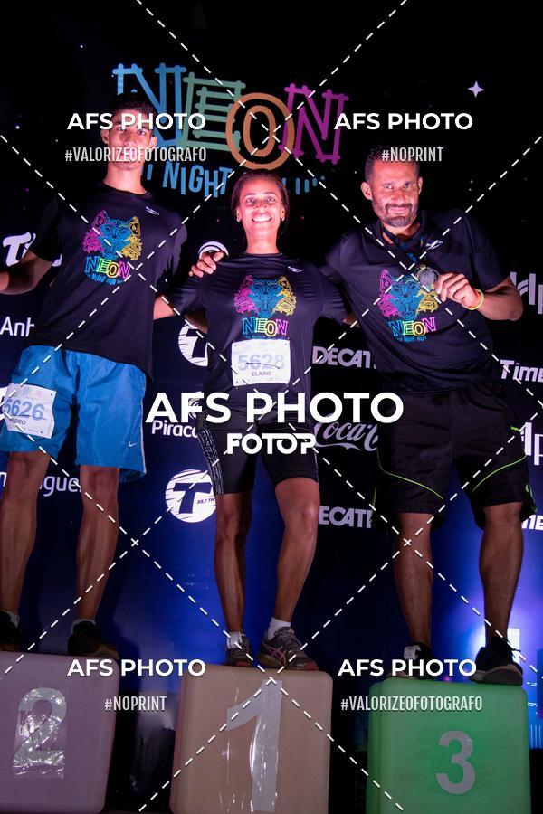 Compre suas fotos do eventoNeon Night Run 2019 - Belo Horizonte no Fotop