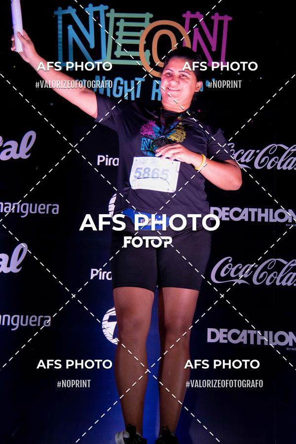 Compre suas fotos do eventoNeon Night Run 2019 - Belo Horizonte no Fotop