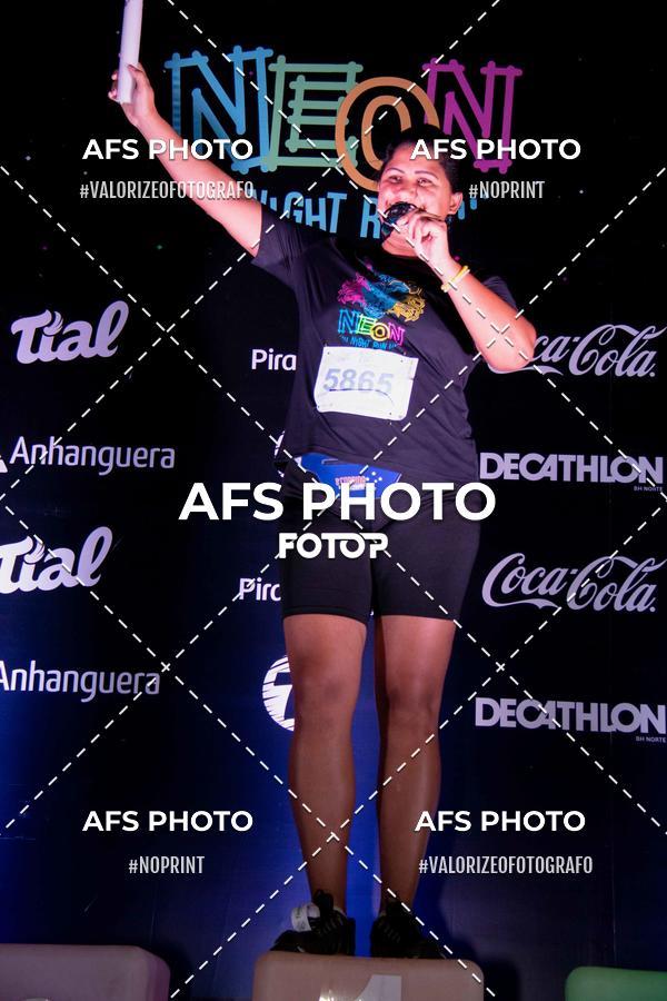 Compre suas fotos do eventoNeon Night Run 2019 - Belo Horizonte no Fotop