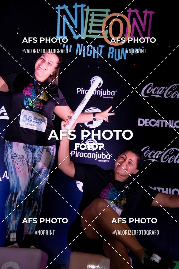 Compre suas fotos do eventoNeon Night Run 2019 - Belo Horizonte no Fotop