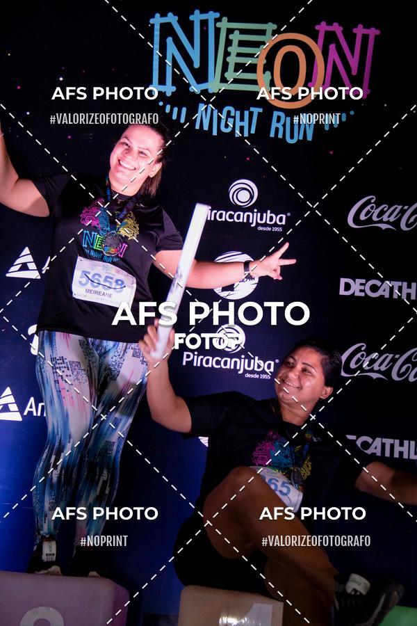 Compre suas fotos do eventoNeon Night Run 2019 - Belo Horizonte no Fotop