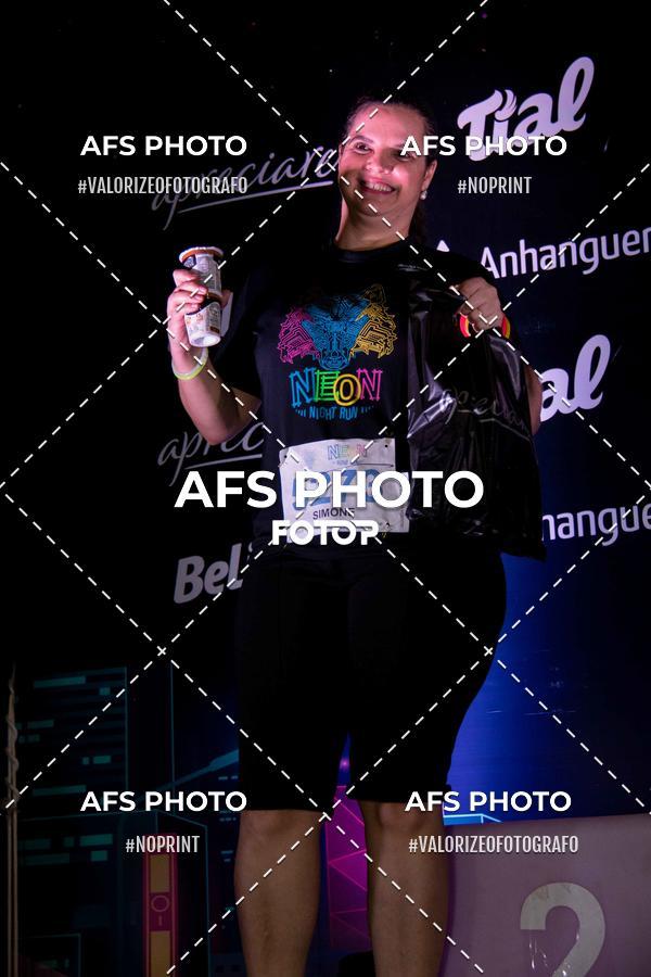 Compre as suas fotos do eventoNeon Night Run 2019 - Belo Horizonte no Fotop