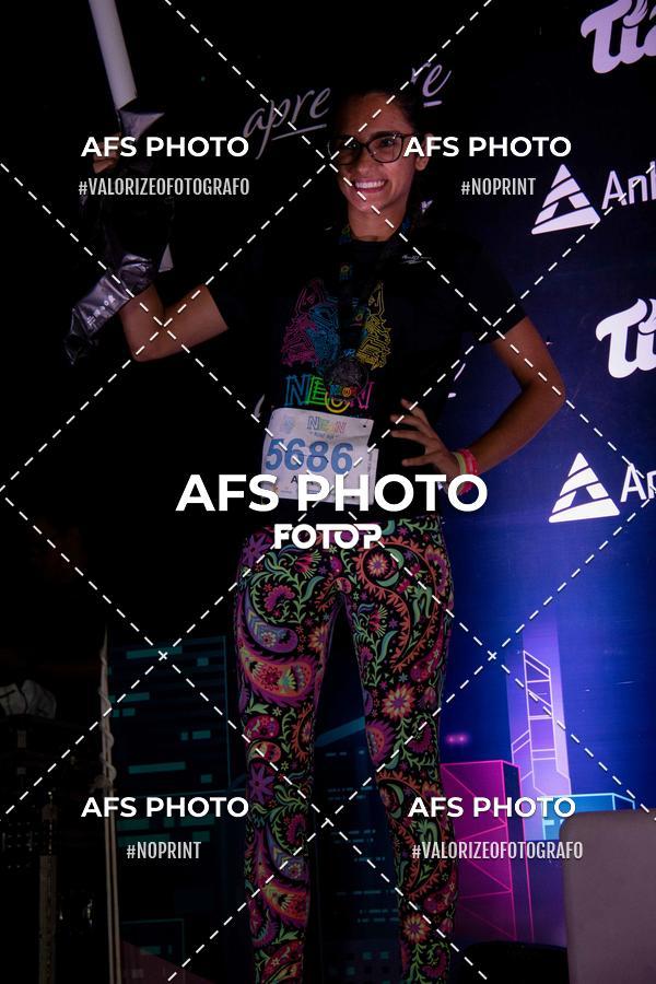 Compre as suas fotos do eventoNeon Night Run 2019 - Belo Horizonte no Fotop