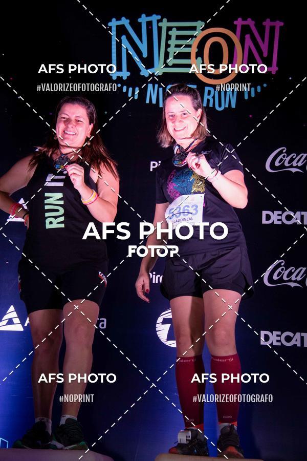 Compre as suas fotos do eventoNeon Night Run 2019 - Belo Horizonte no Fotop