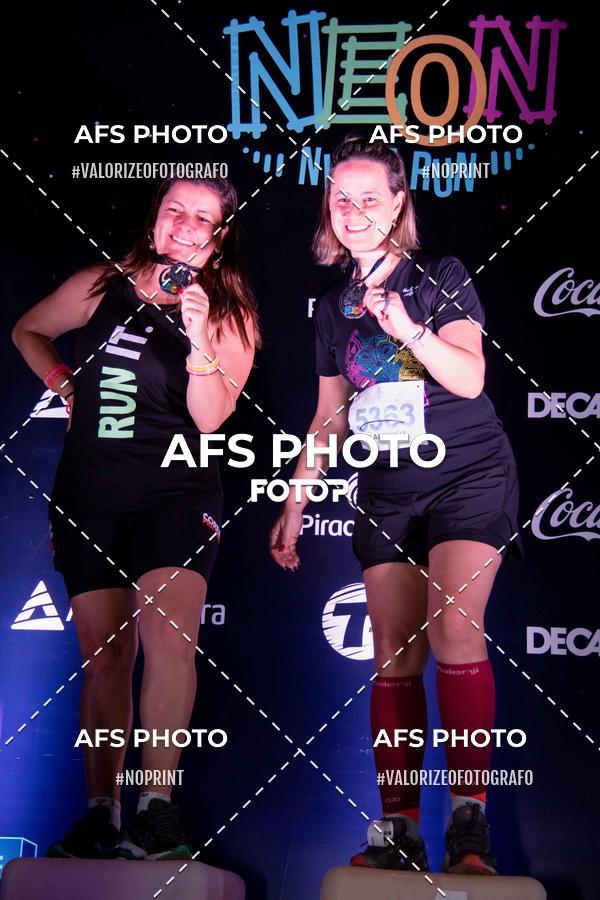 Compre as suas fotos do eventoNeon Night Run 2019 - Belo Horizonte no Fotop