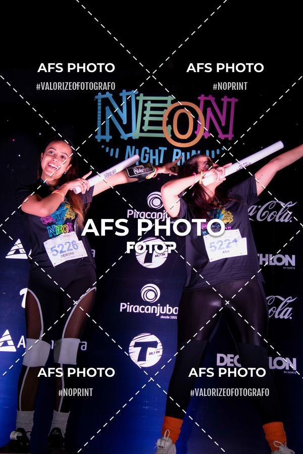 Compre as suas fotos do eventoNeon Night Run 2019 - Belo Horizonte no Fotop