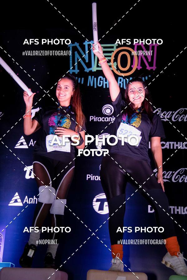 Compra tus fotos del eventoNeon Night Run 2019 - Belo Horizonte En Fotop