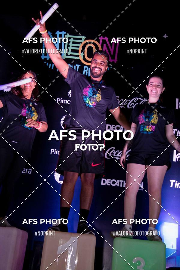 Compra tus fotos del eventoNeon Night Run 2019 - Belo Horizonte En Fotop