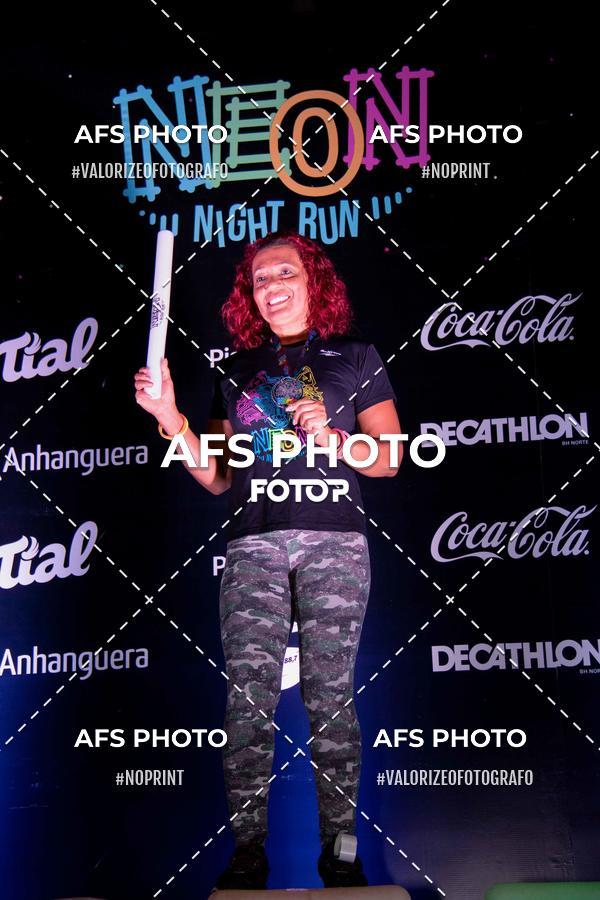 Compra tus fotos del eventoNeon Night Run 2019 - Belo Horizonte En Fotop