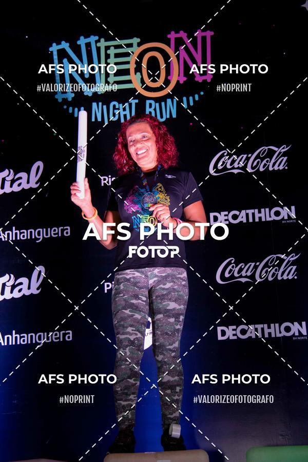 Compra tus fotos del eventoNeon Night Run 2019 - Belo Horizonte En Fotop