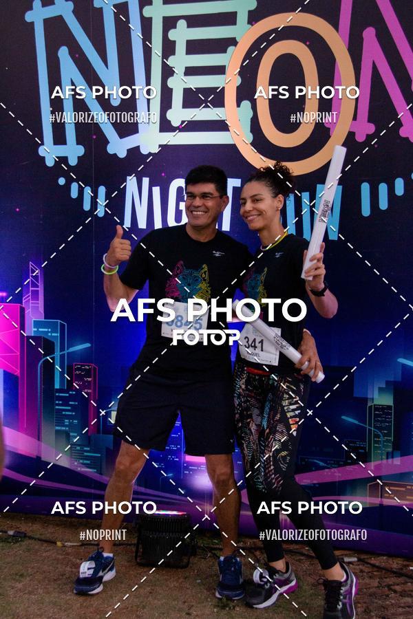 Compra tus fotos del eventoNeon Night Run 2019 - Belo Horizonte En Fotop