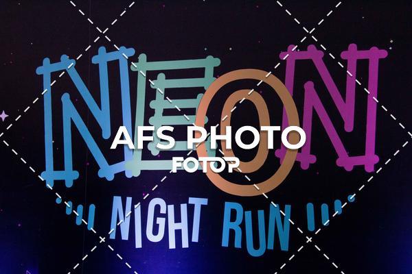 Compra tus fotos del eventoNeon Night Run 2019 - Belo Horizonte En Fotop