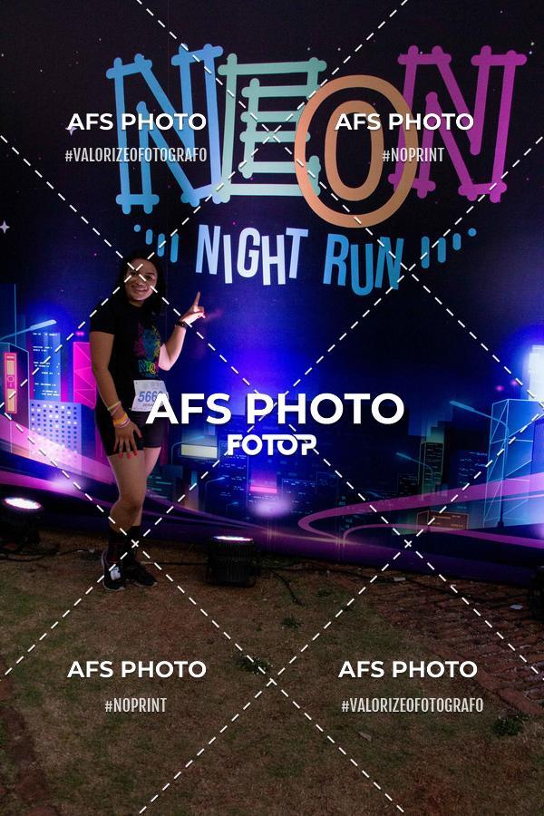 Compra tus fotos del eventoNeon Night Run 2019 - Belo Horizonte En Fotop