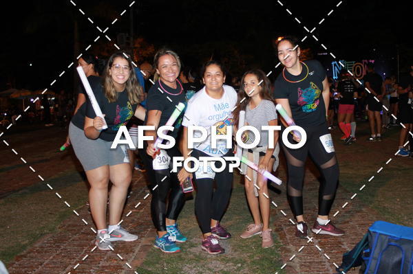Compre as suas fotos do eventoNeon Night Run 2019 - Belo Horizonte no Fotop