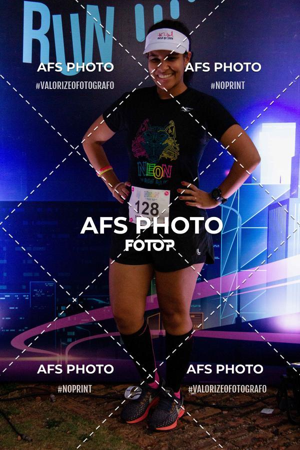 Compra tus fotos del eventoNeon Night Run 2019 - Belo Horizonte En Fotop