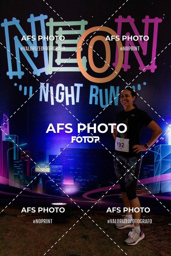 Compra tus fotos del eventoNeon Night Run 2019 - Belo Horizonte En Fotop