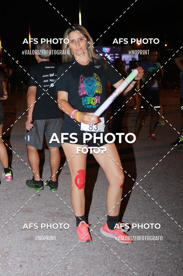 Compre as suas fotos do eventoNeon Night Run 2019 - Belo Horizonte no Fotop